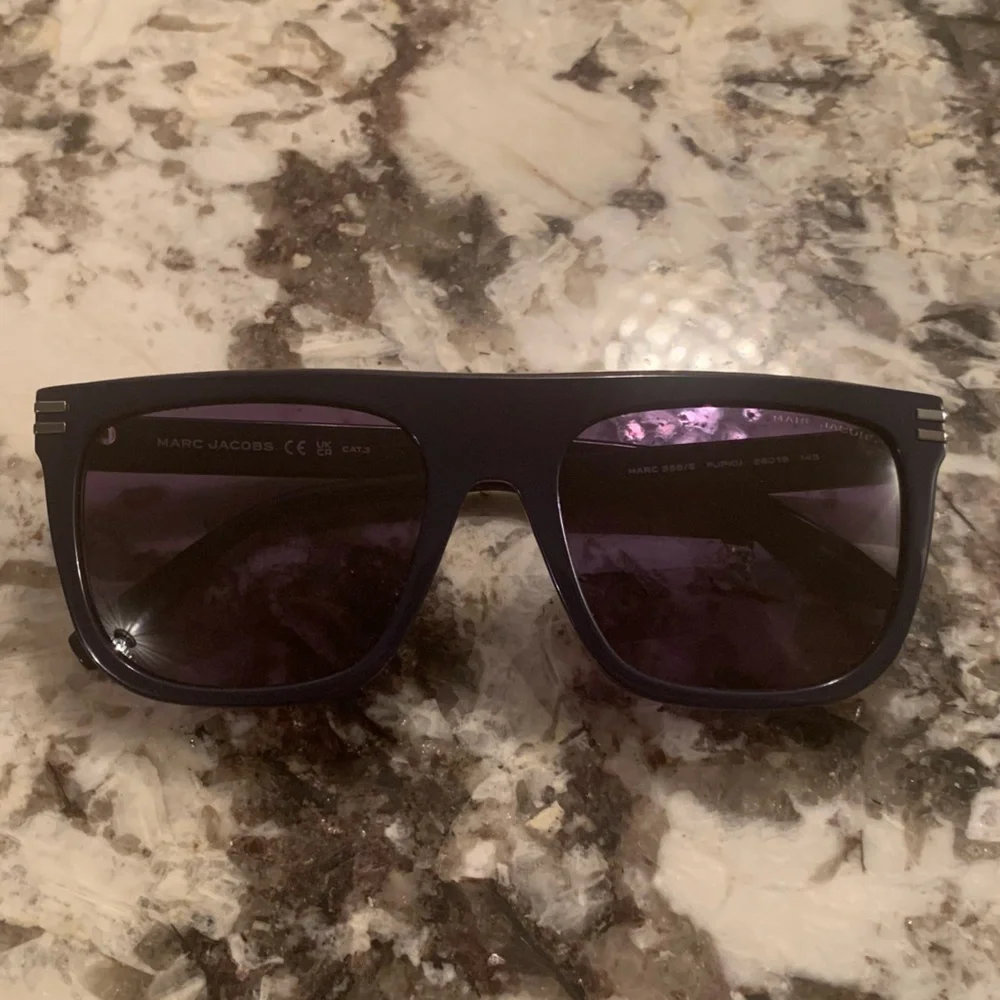 Marc Jacobs Unisex Flat Top Sunglasses